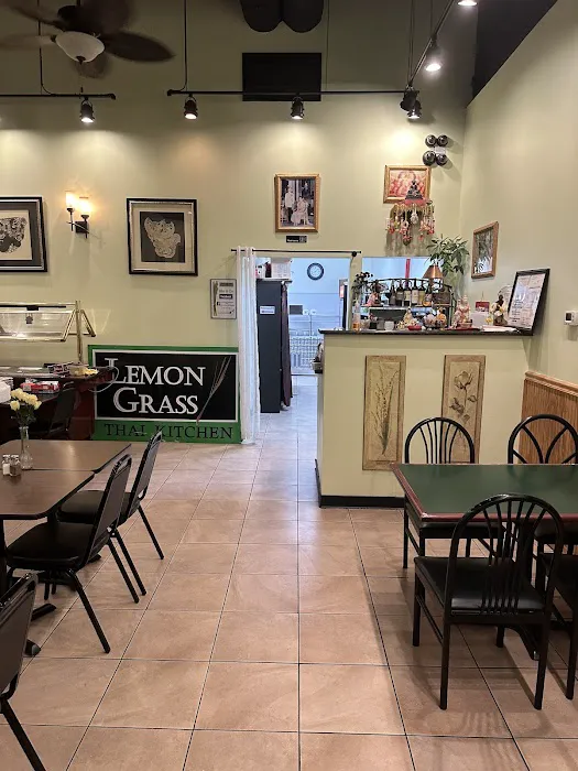 Lemon Grass Thai Kitchen 5