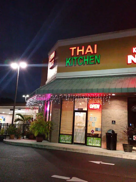 Lemon Grass Thai Kitchen 10