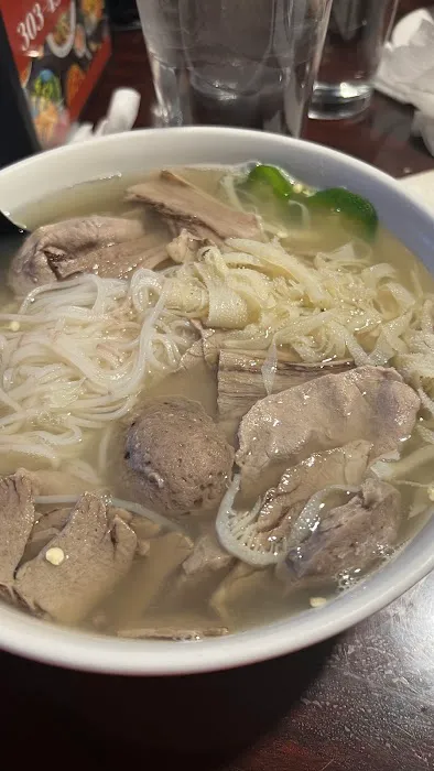 TaWan Asian Cafe 8