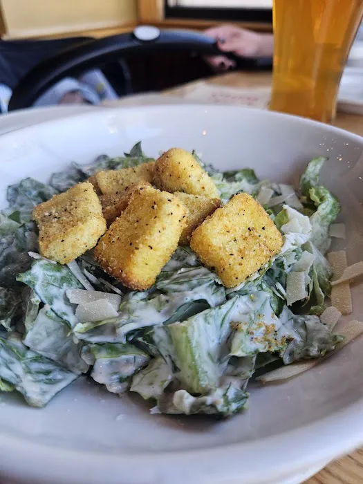 Applebee's Grill + Bar 4