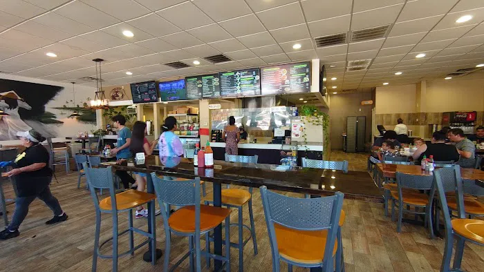 Vn'Wich Cafe 5