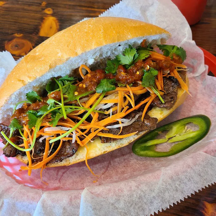 Vn'Wich Cafe 4