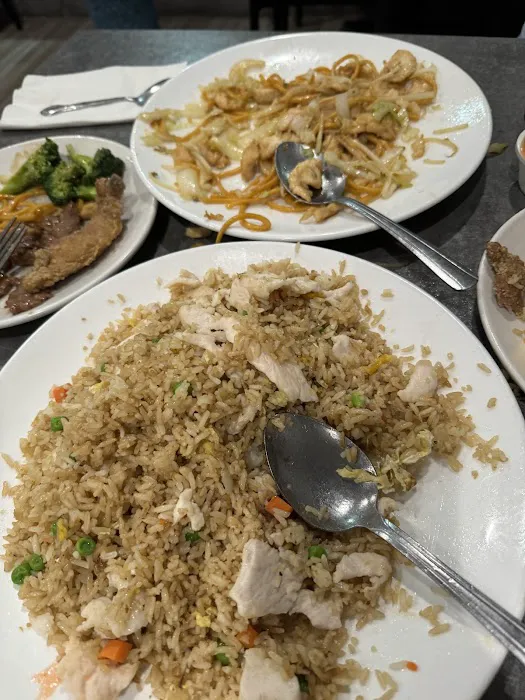 Royal Wok Chinese Restaurant 4