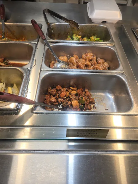 Hot Wok Restaurant 7