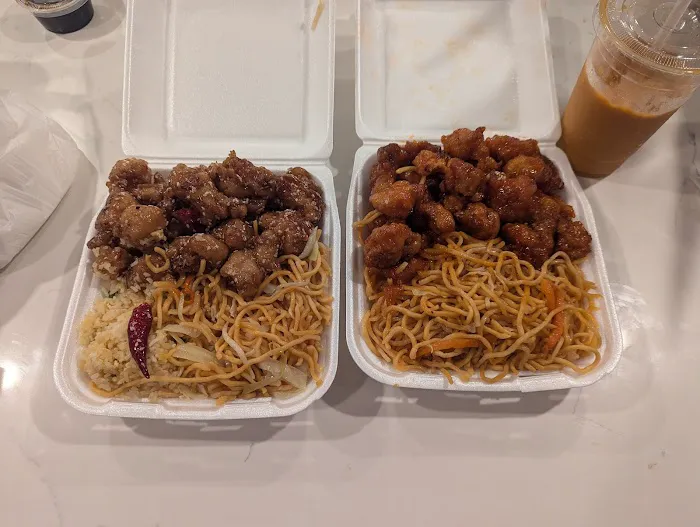 Hot Wok Restaurant 5