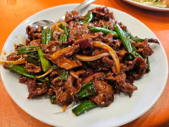Nomad Asian Bistro 4
