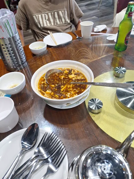 Lien's Restaurant 7