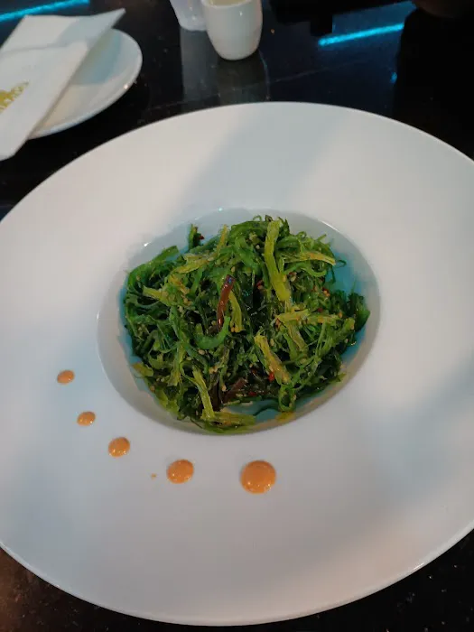 Mikado Asian Bistro & Bar 9