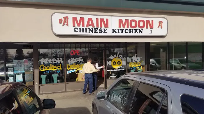 Main Moon 3