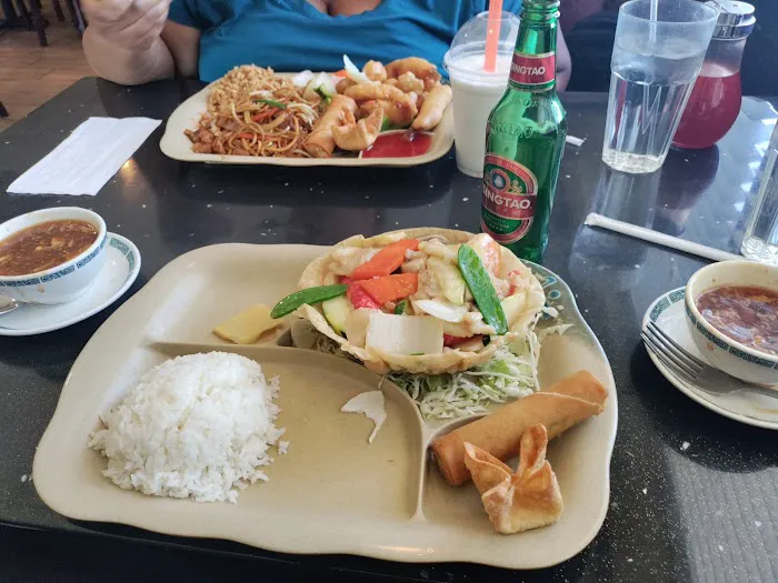 Wonderful Inn Chinese Restaurant 9