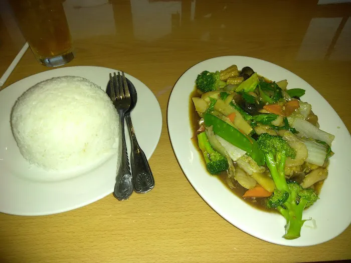Lotus Garden Restaurant 9