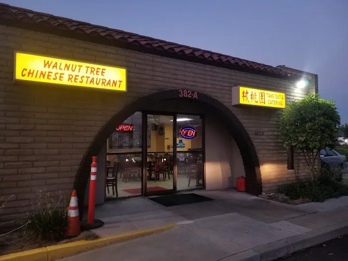 Walnut Tree Restaurant 6