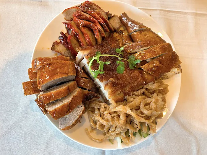 Hao Jing Seafood Restaurant (好景海鲜烧腊酒楼) 3