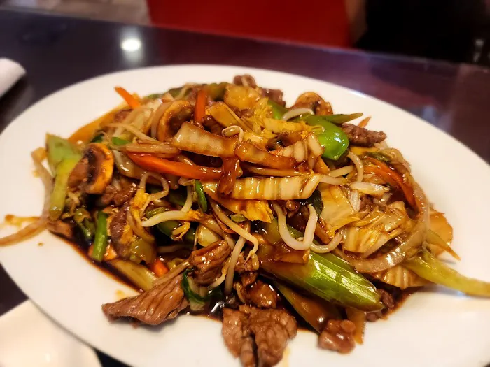 Yen Ching Chinese Restaurant 8