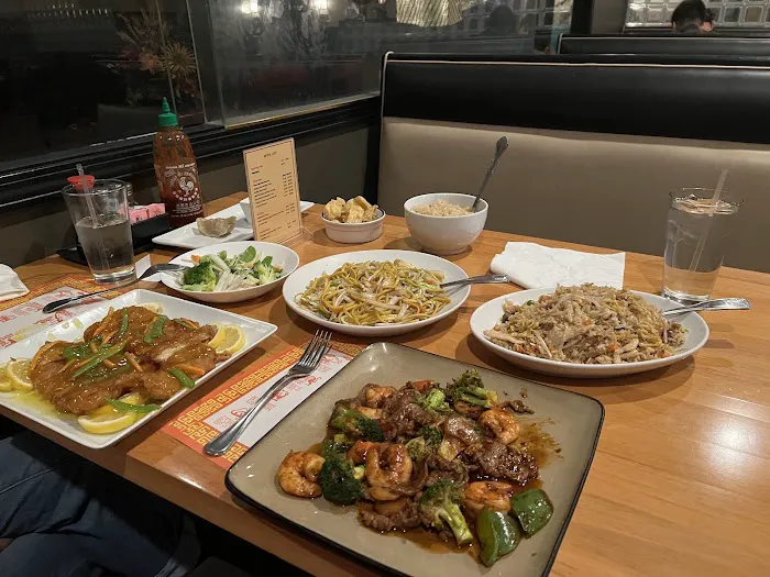 Sichuan Garden Chinese Restaurant 10