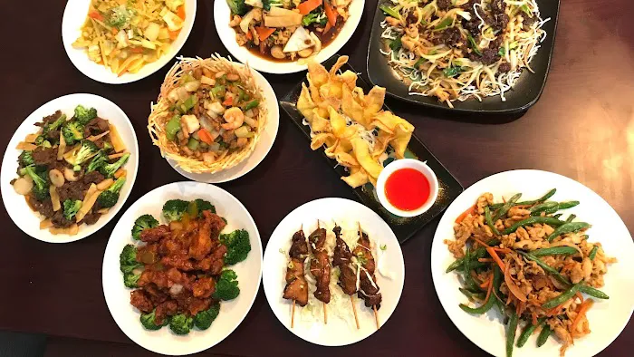 New Peking Bistro Chinese Restaurant 2