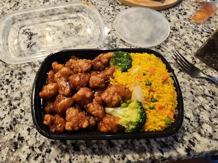 Golden Wok 3