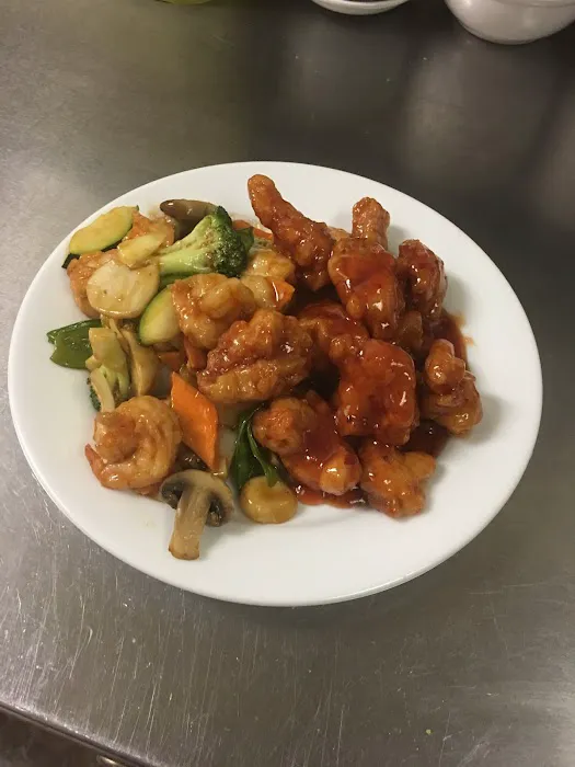 New Canton Chinese Restaurant 3