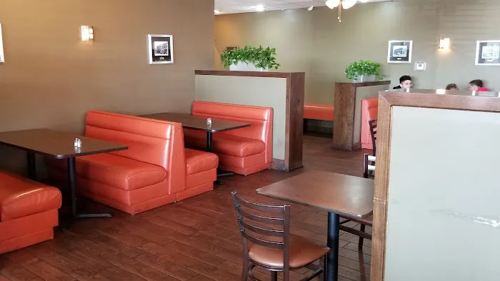 Green River Chinese Restaurant 6