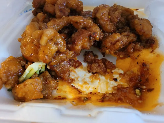 Lucky Dragon Chinese Restaurant 4