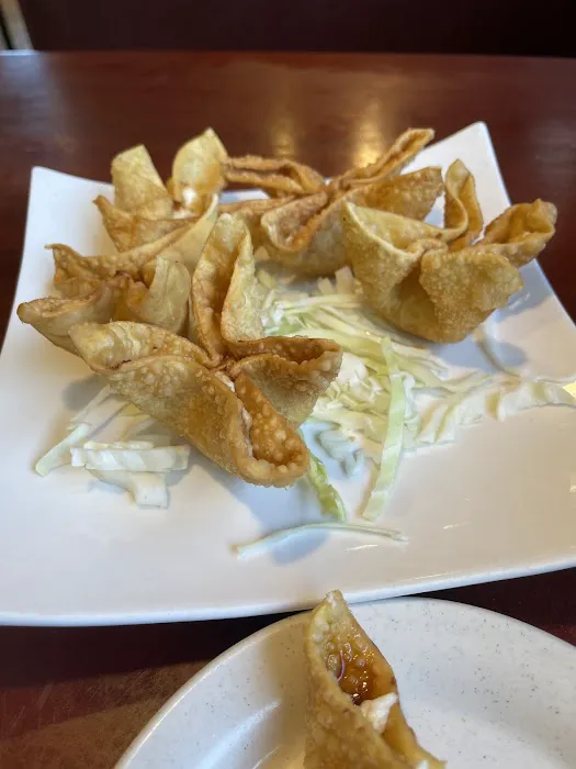 Lucky Dragon Chinese Restaurant 8