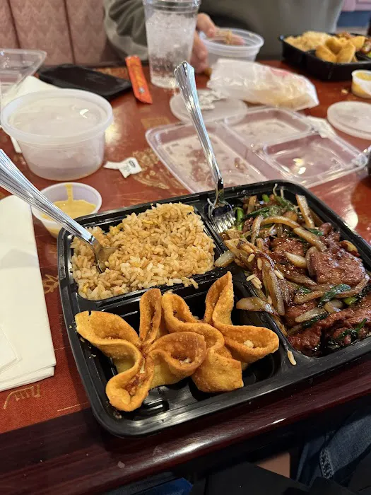 Golden Palace Chinese Restaurant 8