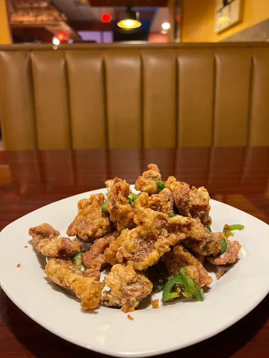 Lucky Wok & Grill 3