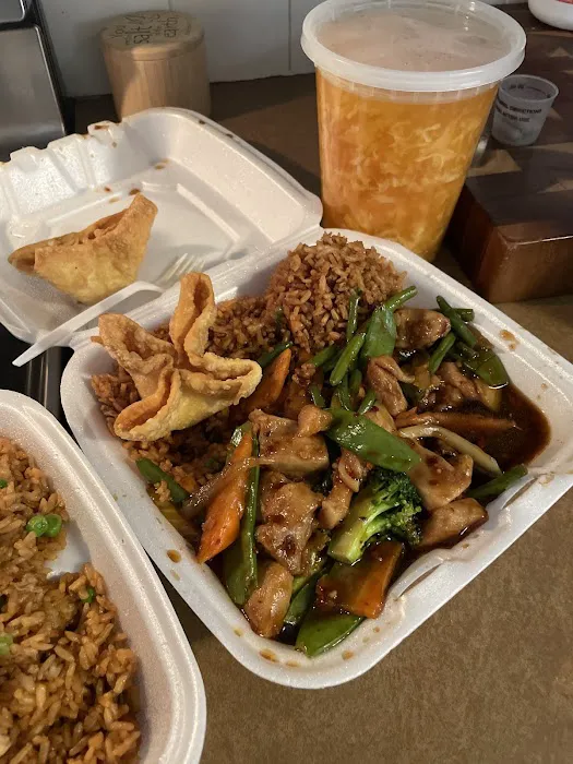 Iron Wok Chinese Restaurant 2
