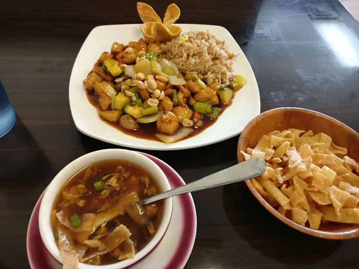 Lucky Star Chinese Restaurant 7
