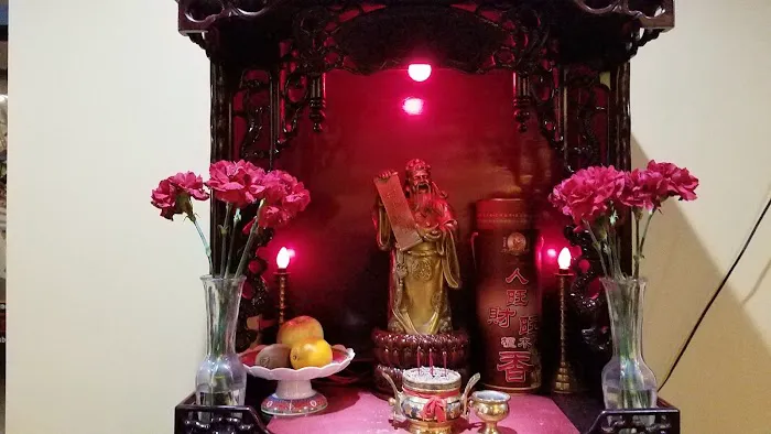 New China Inn 7