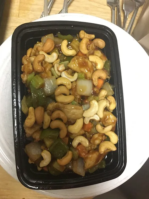 Hui's Chow Mein 3