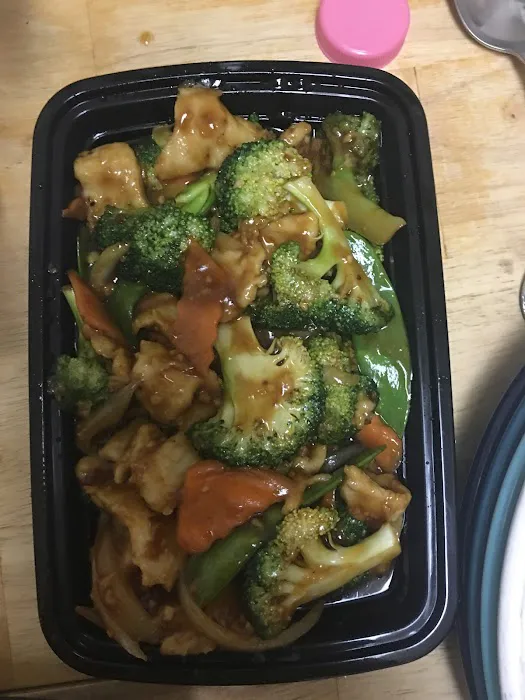 Hui's Chow Mein 10
