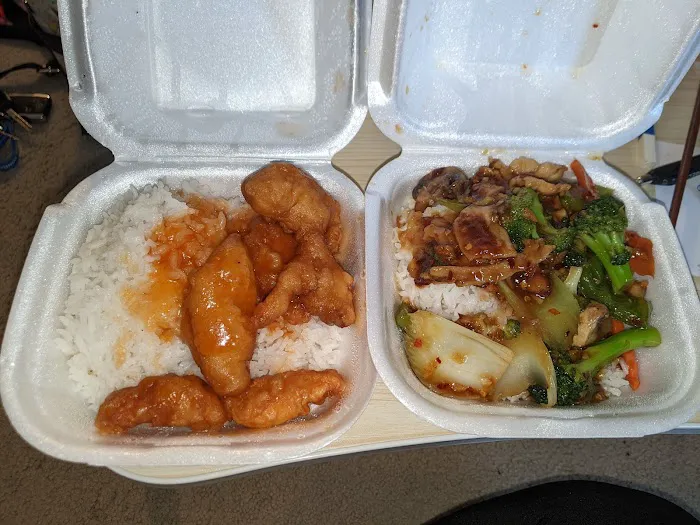 China Bowl Chow Mein 10
