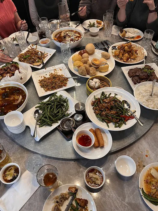 Jade Dynasty Restaurant & Bar 4