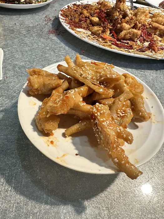 Jade Dynasty Restaurant & Bar 8