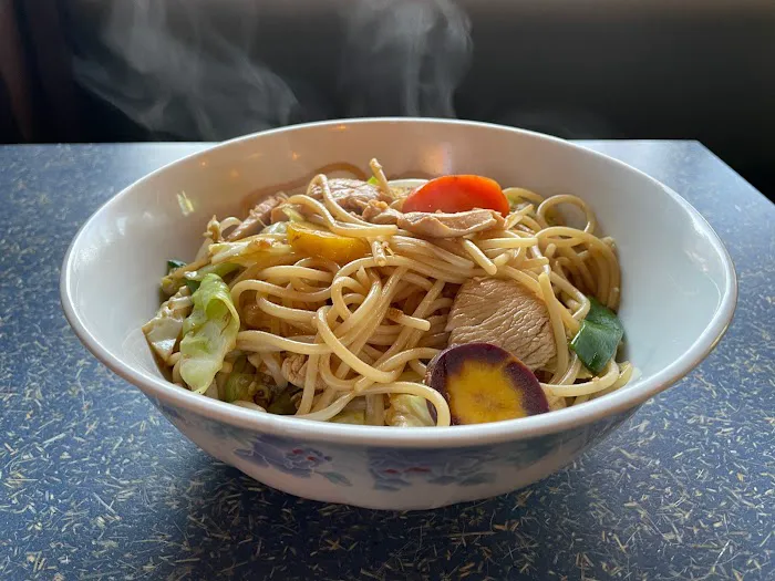 Rainbow Chinese Restaurant & Bar 6