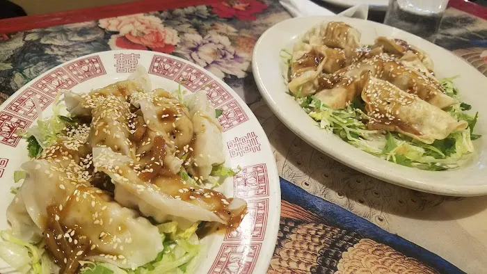 Lucky Dragon Restaurant 9