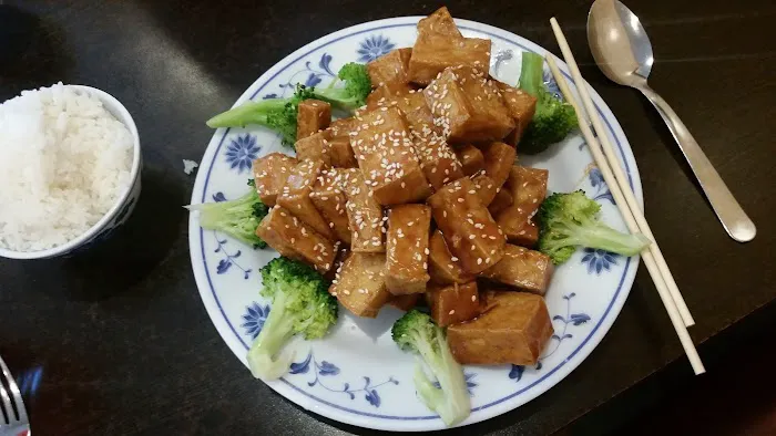 Golden Wok Bloomington 9