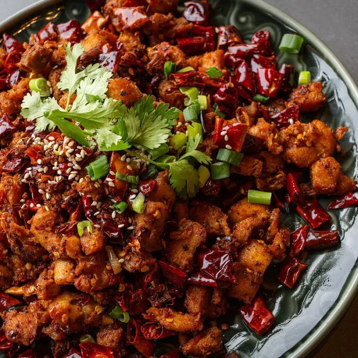 Legendary Spice - Minneapolis (Wahu Apartments) 6