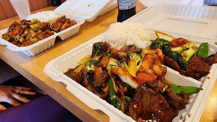 Bill's Garden Chinese Gourmet 7