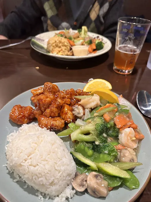 Asian Café Chinese & Sushi Grill 4