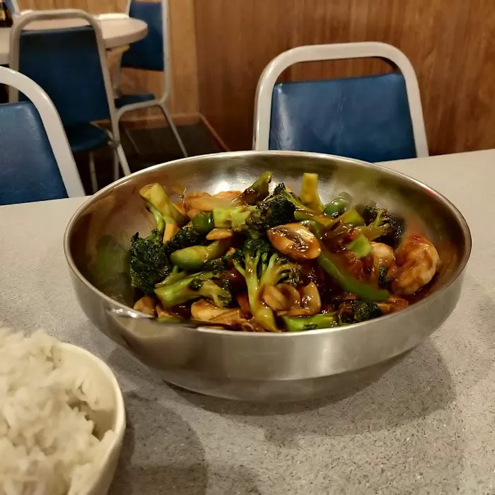Tak Shing Chinese Restaurant 7