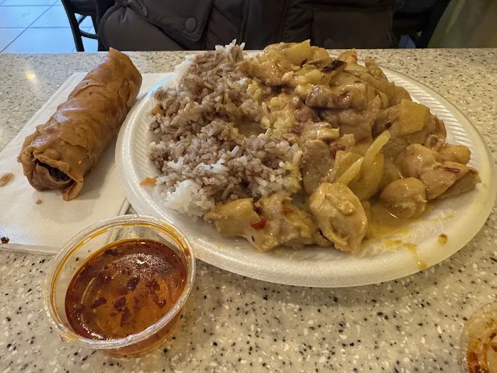 Dong Khanh Restaurant 10