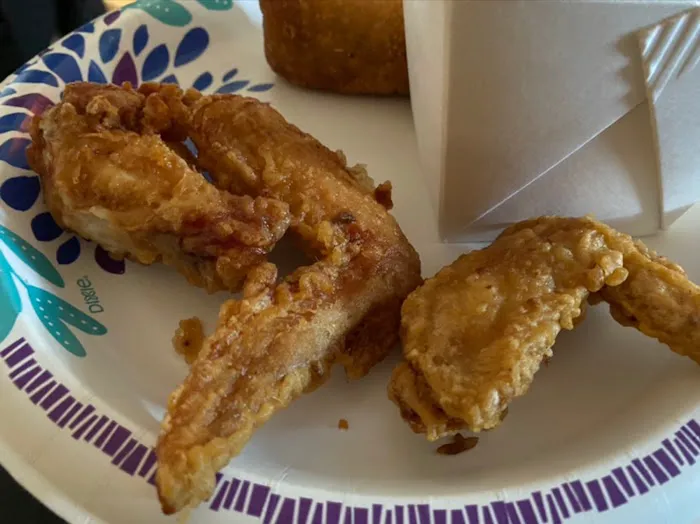 Golden Chow Mein Restaurant 1