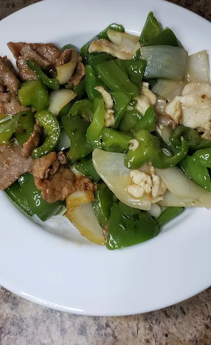 Golden Chow Mein Restaurant 6