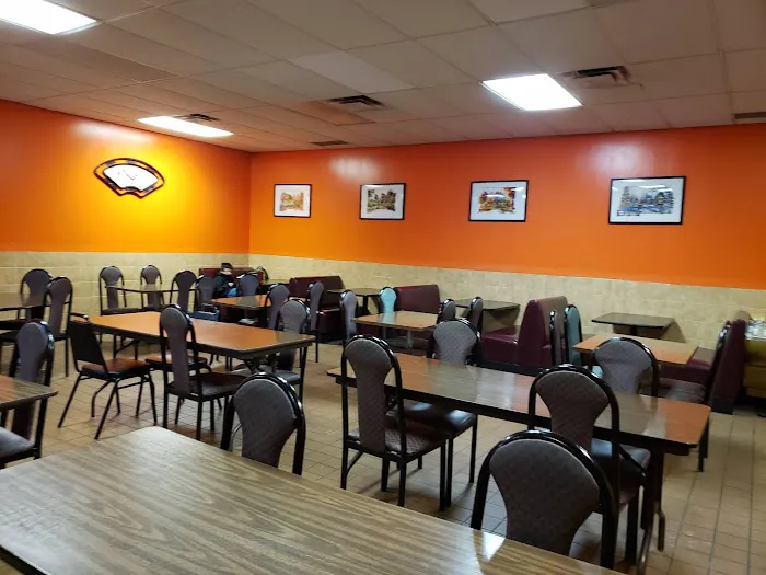 Leo's Chow Mein 1