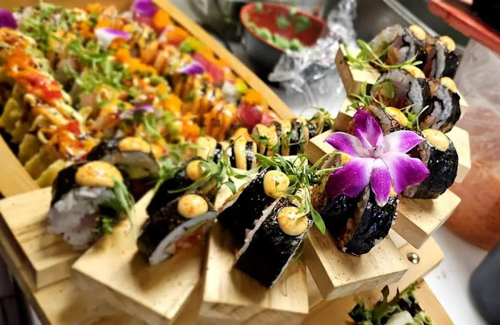 King's City chinese and sushi 7