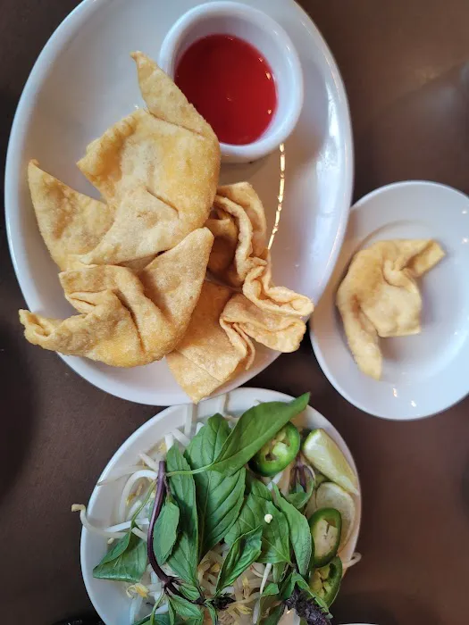 Duc's Restaurant 10