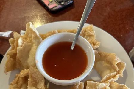 Golden Crown Chinese Restaurant