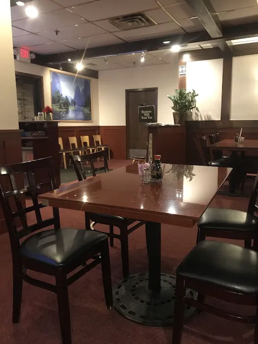 Golden Crown Chinese Restaurant 5